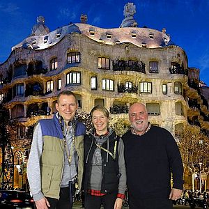 Mit Sandra und Dennis beim Besuch der Casa Mila