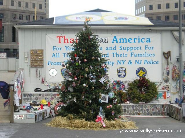 Der Weihnachtsbaum am Ground Zero in New York, City