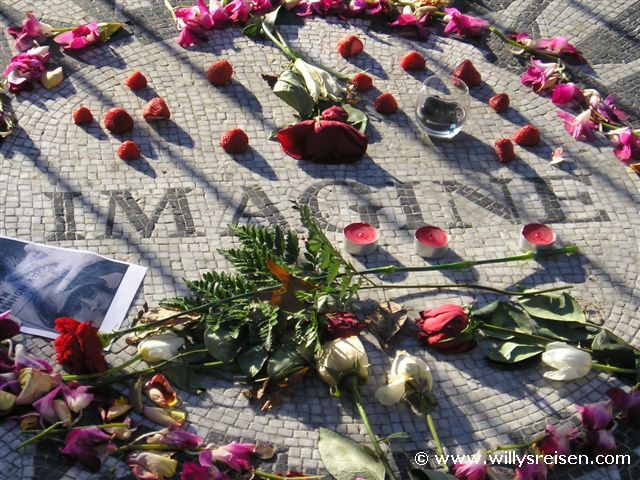 Das Imagine&nbsp;Mosaik&nbsp;in&nbsp;den&nbsp;Strawbery&nbsp;Fields,&nbsp;Central&nbsp;Park&nbsp;New&nbsp;York&nbsp;City